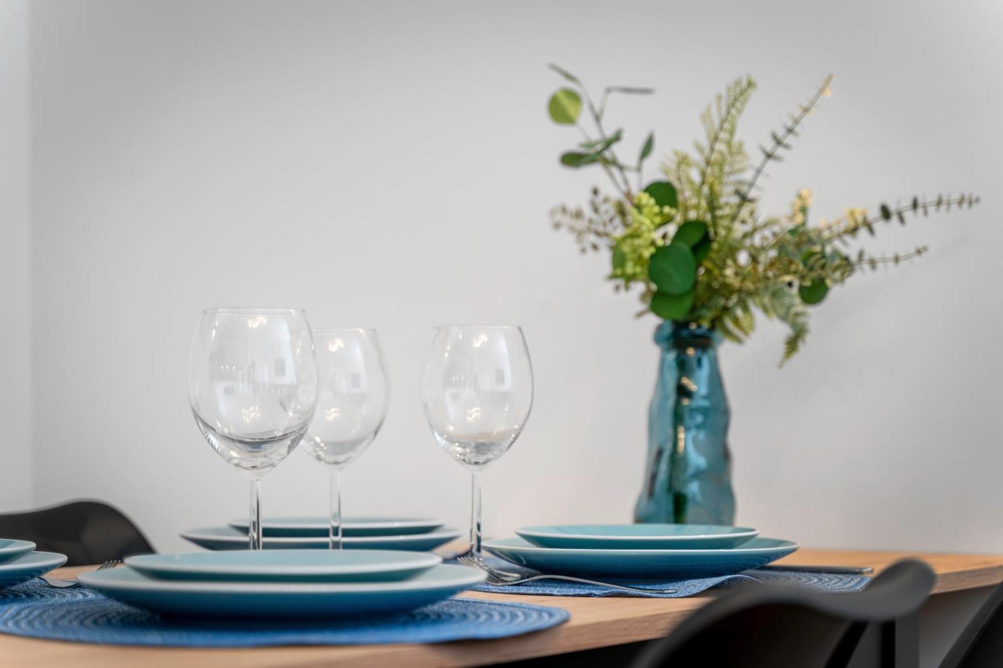 Apartment Nexstay Lux Mit Dachterrasse Und Parkplatz Neumarkt in der Oberpfalz